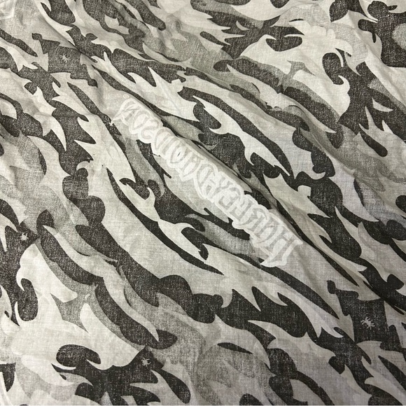 Harley Davidson Bandanna with very cool spider 🕷️ detail & graphics - Picture 12 of 16